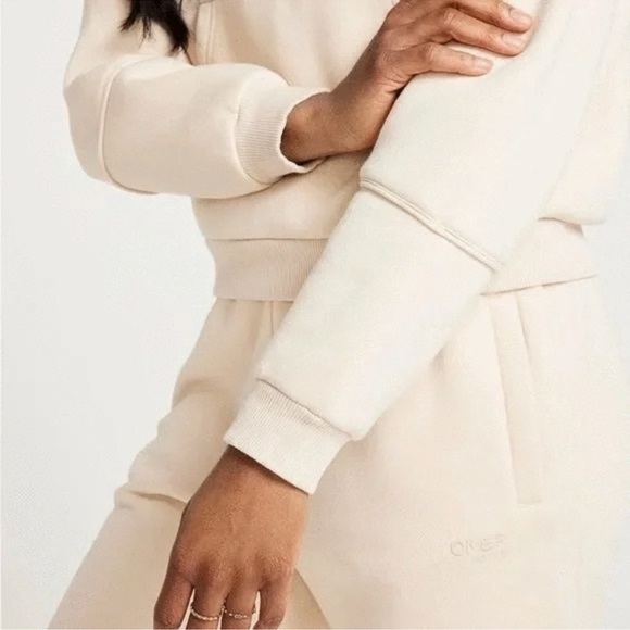 Oner Active Limited Edition Classic Lounge Hoodie Oatmeal Size S - Picture 3 of 14